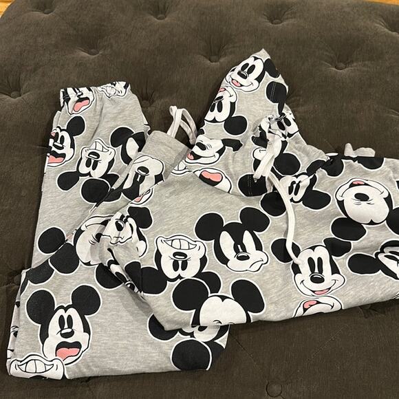 Disney multi face Mickey sweatshirt & sweatpants size XL & L - Picture 1 of 11